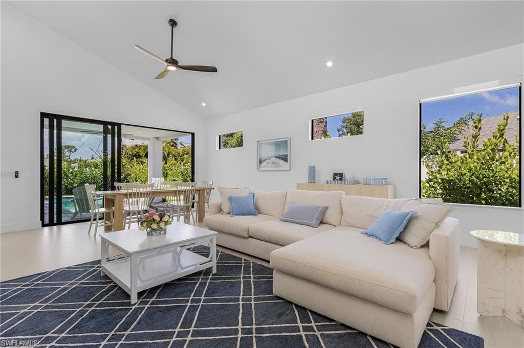 678 95th Ave N, Naples, FL 34108-9