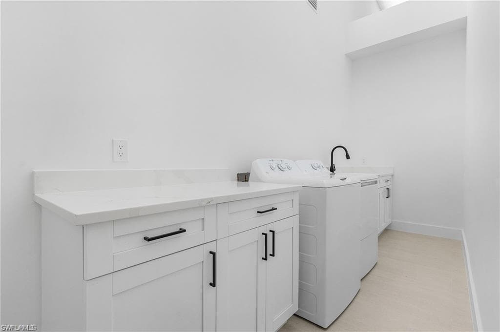 678 95th Ave N, Naples, FL 34108-15