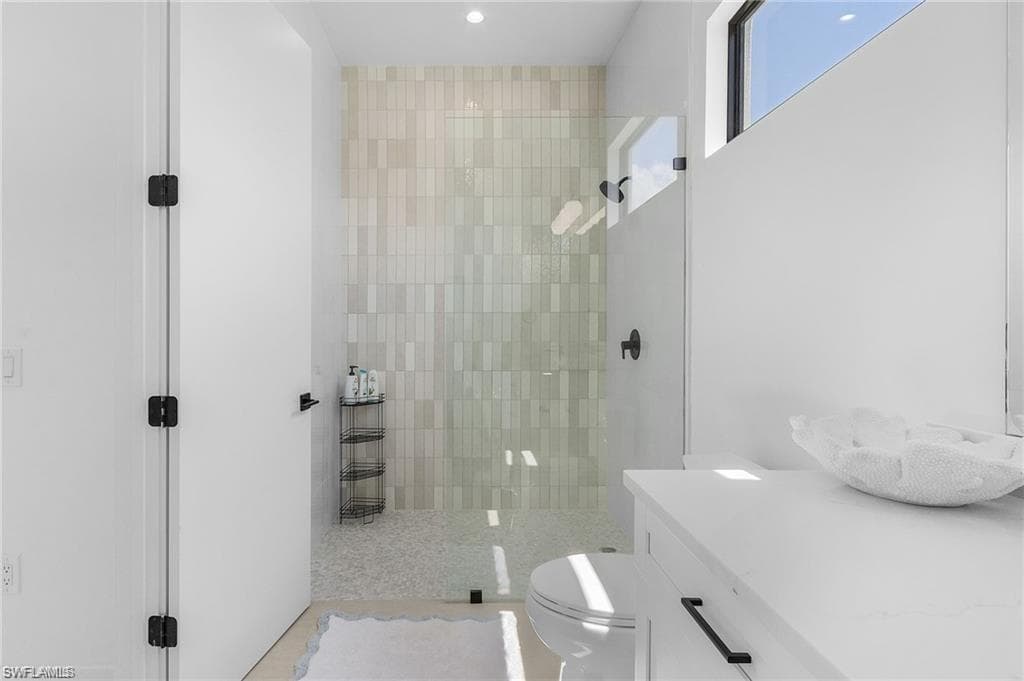 678 95th Ave N, Naples, FL 34108-29
