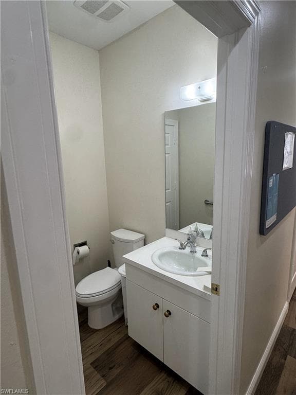 1044 Goodlette-frank Rd N A12, Naples, FL 34102-18