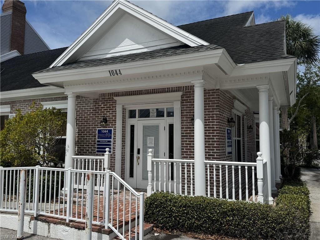 1044 Goodlette-frank Rd N A12, Naples, FL 34102-2