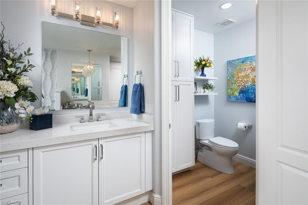 575 Avellino Isles Cir 102, Naples, FL 34119-15