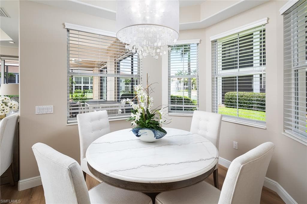 575 Avellino Isles Cir 102, Naples, FL 34119-5