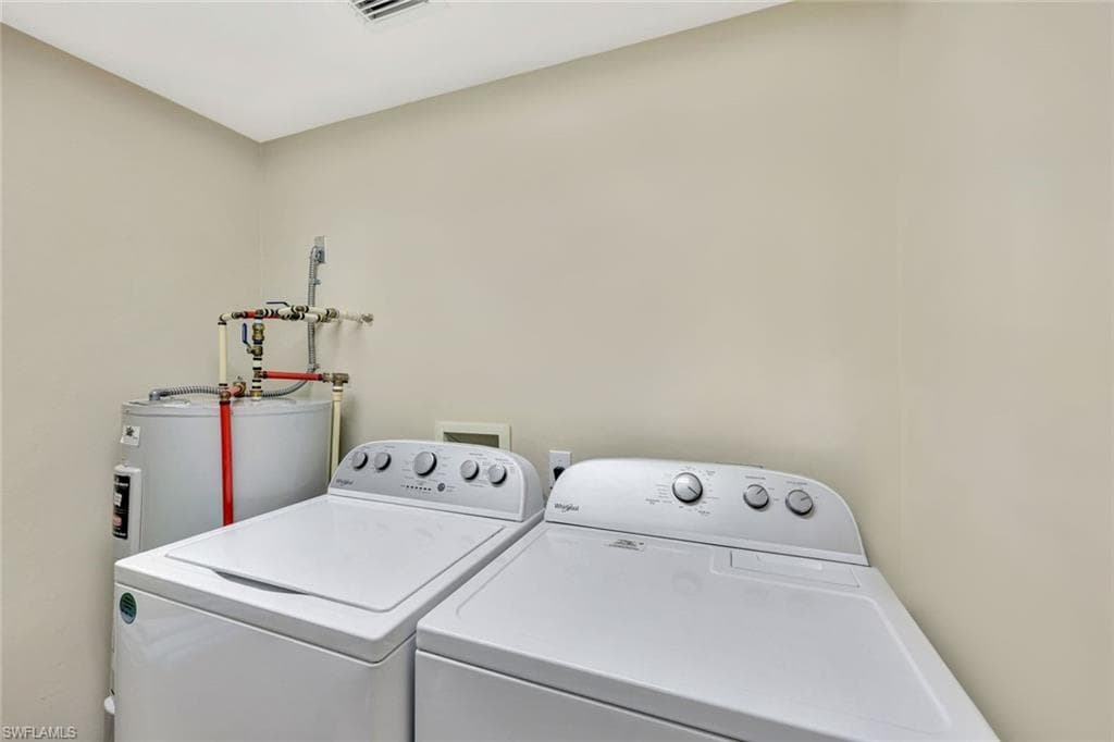 7842 Regal Heron Cir 204, Naples, FL 34104-19