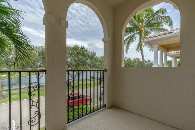 8108 Josefa Way, Naples, FL 34114-30