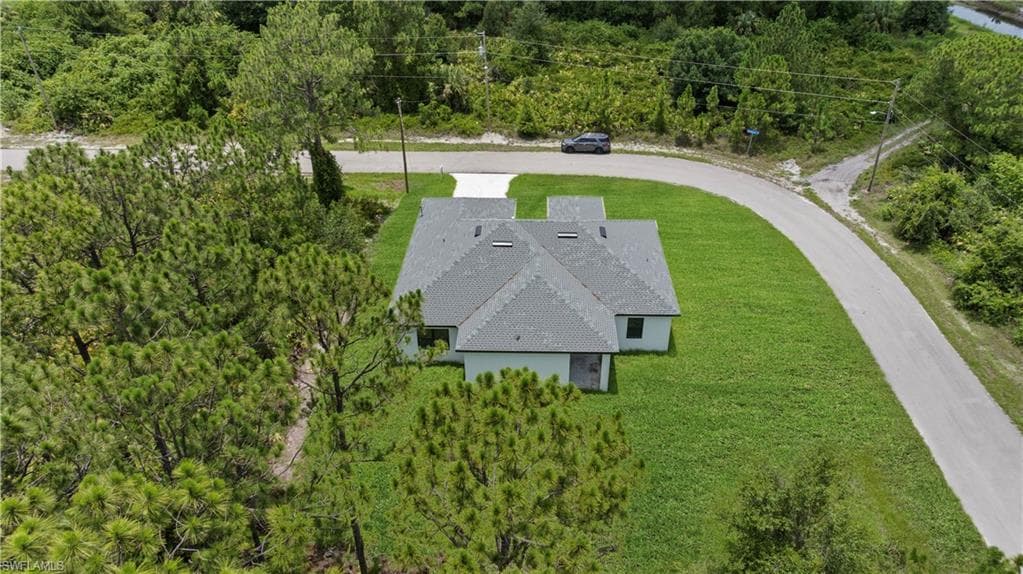 505 Wabasso Ave S, Lehigh Acres, FL 33974-9