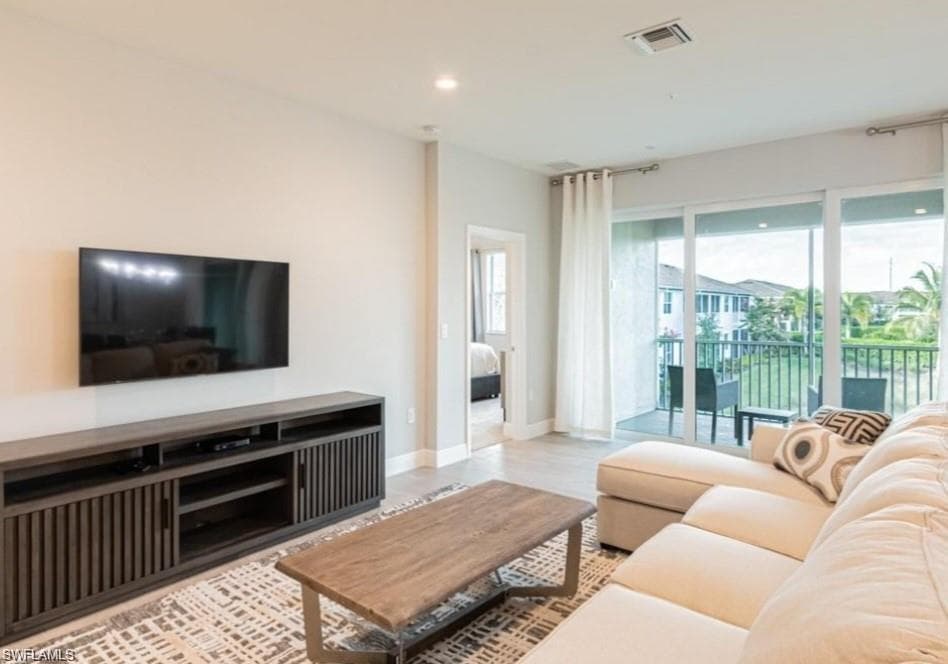 2281 Priory Ln 1207, Naples, FL 34120-17
