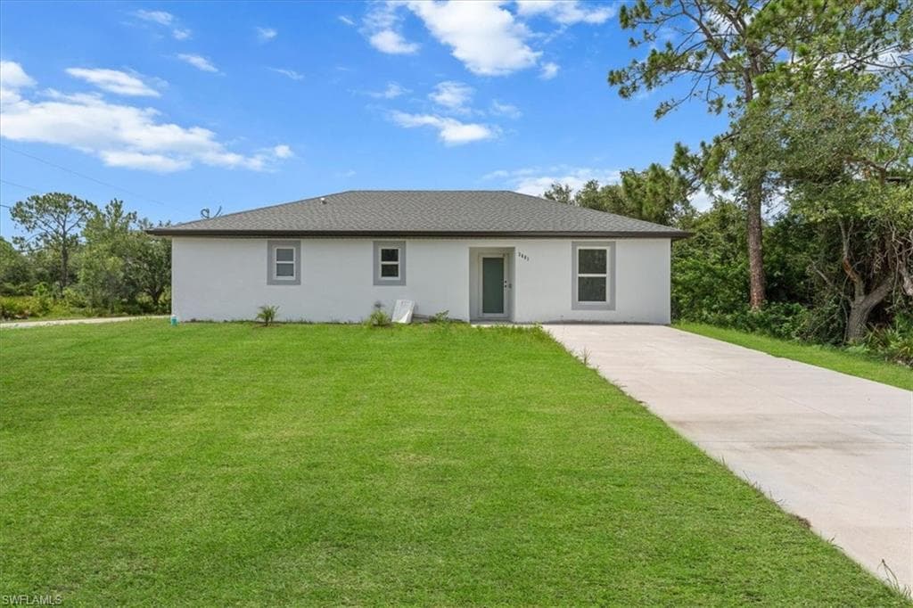 3801 20th St, Lehigh Acres, FL 33920-2