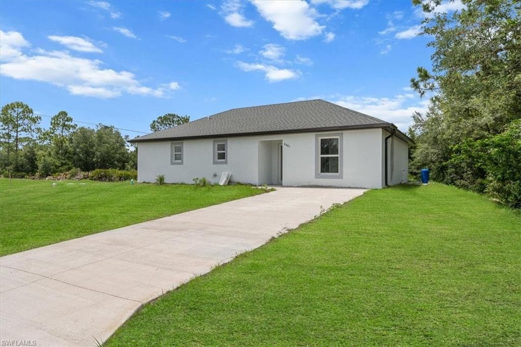 3801 20th St, Lehigh Acres, FL 33920-3