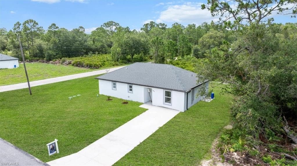3801 20th St, Lehigh Acres, FL 33920-4