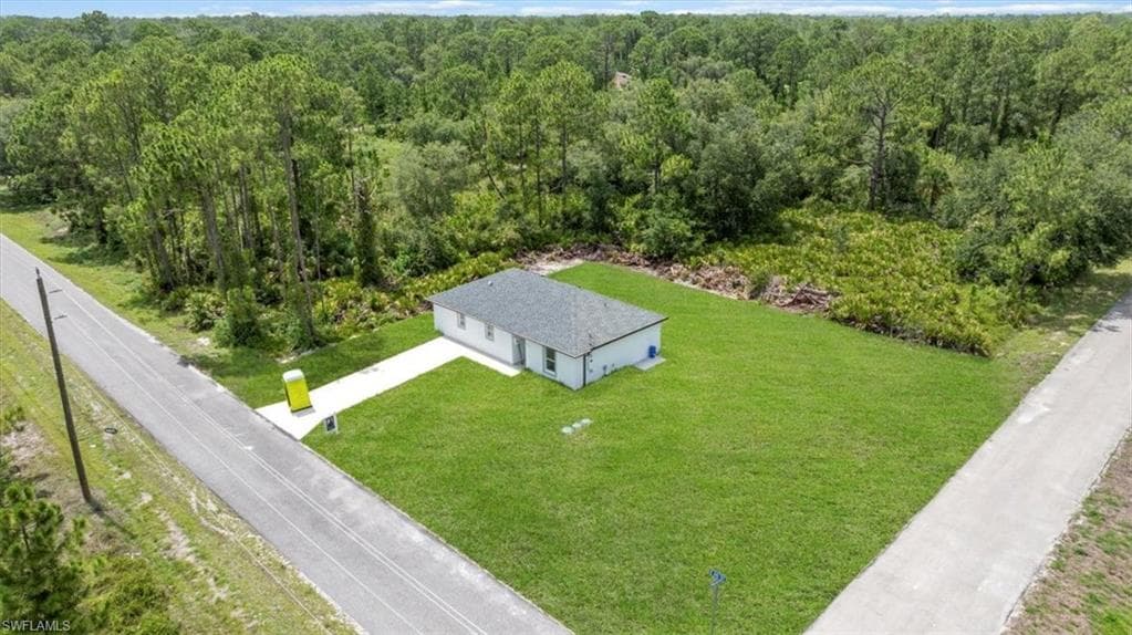 3707 20th St, Lehigh Acres, FL 33920-5