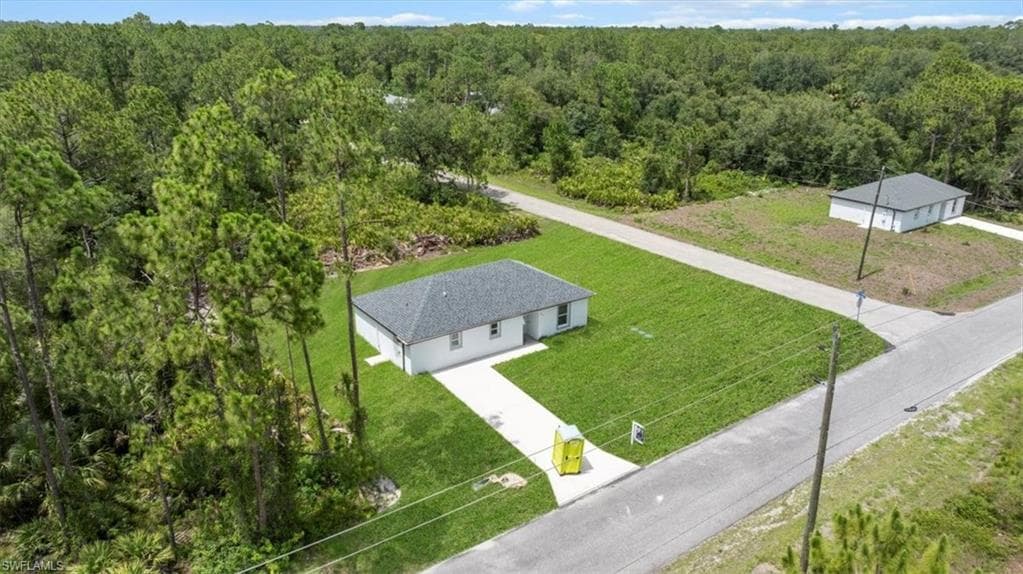 3707 20th St, Lehigh Acres, FL 33920-8
