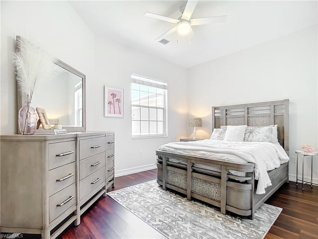 4752 Stratford Ct 1404, Naples, FL 34105-19