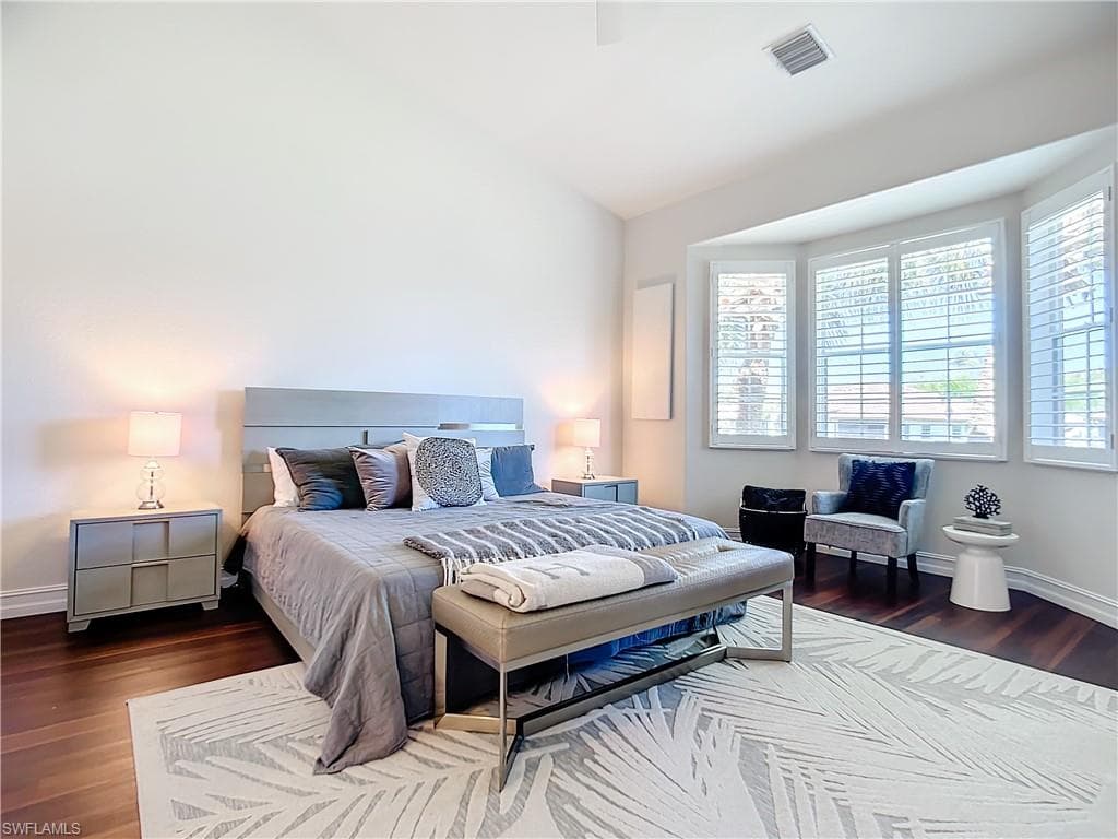 4752 Stratford Ct 1404, Naples, FL 34105-26