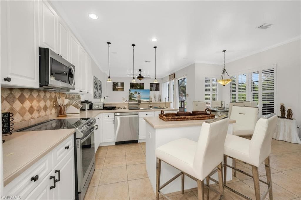 23428 Slash Pine Ct, Estero, FL 34134-8