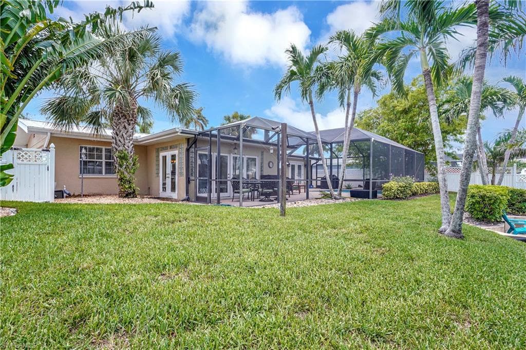 1105 Lenox Ct, Cape Coral, FL 33904-40