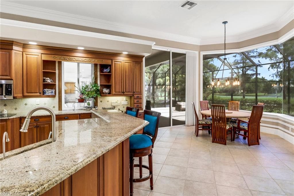 4323 Silver Fox Dr, Naples, FL 34119-9