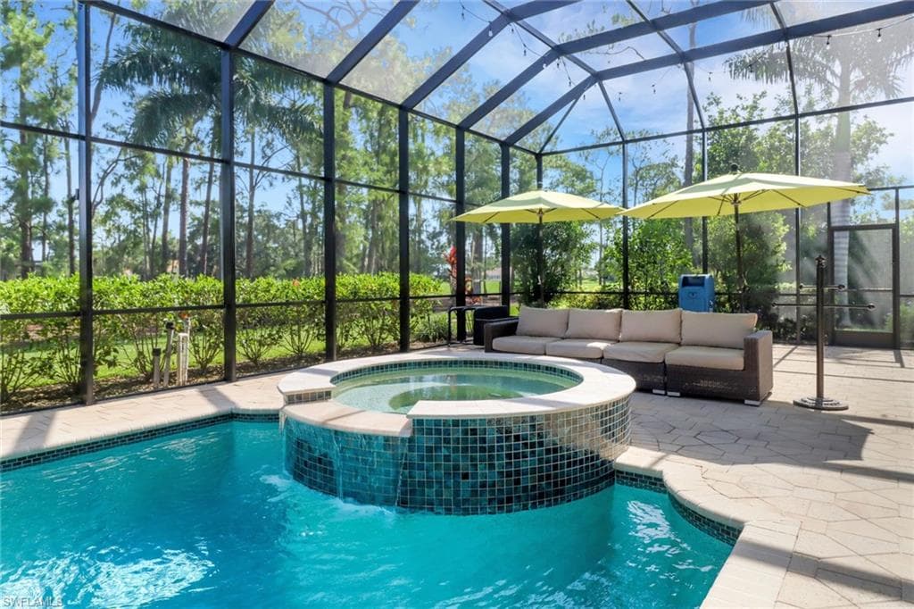 4323 Silver Fox Dr, Naples, FL 34119-22