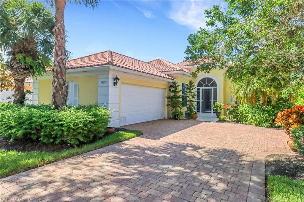 14875 Donatello Ct, Bonita Springs, FL 34135-1