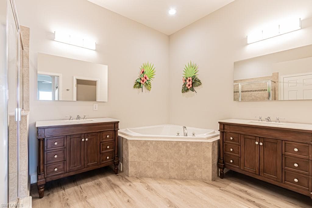 26448 Lucky Stone Rd 202, Bonita Springs, FL 34135-29