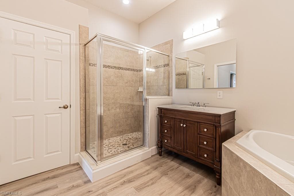 26448 Lucky Stone Rd 202, Bonita Springs, FL 34135-31