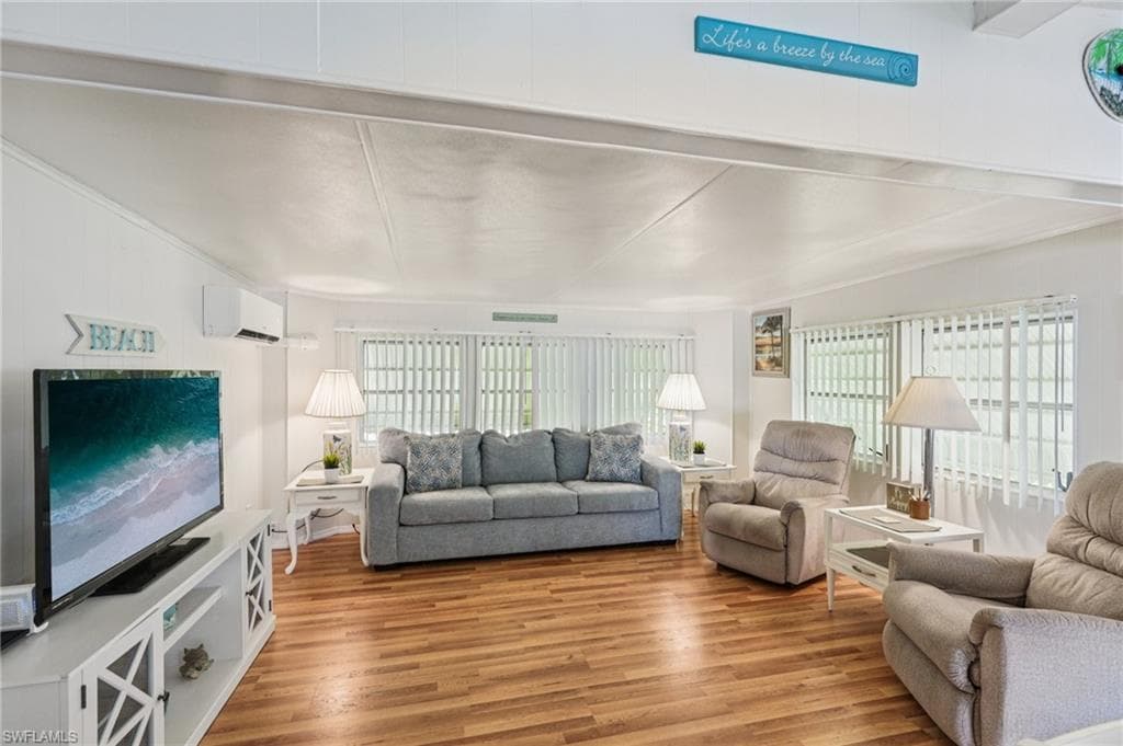 104 Willow Ln 30, Naples, FL 34114-7