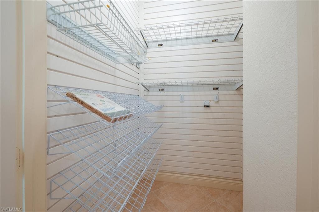 798 Regency Reserve Cir 1101, Naples, FL 34119-27