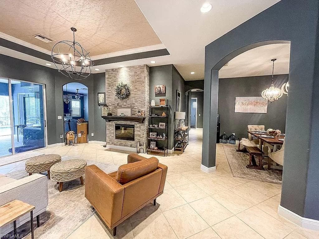 21513 Belvedere Ln, Estero, FL 33928-9