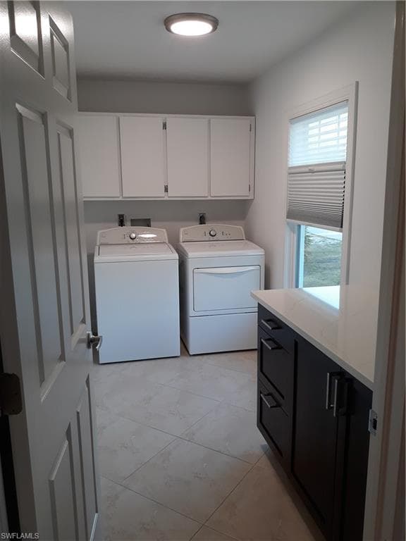 27136 Belle Rio Dr, Bonita Springs, FL 34135-19