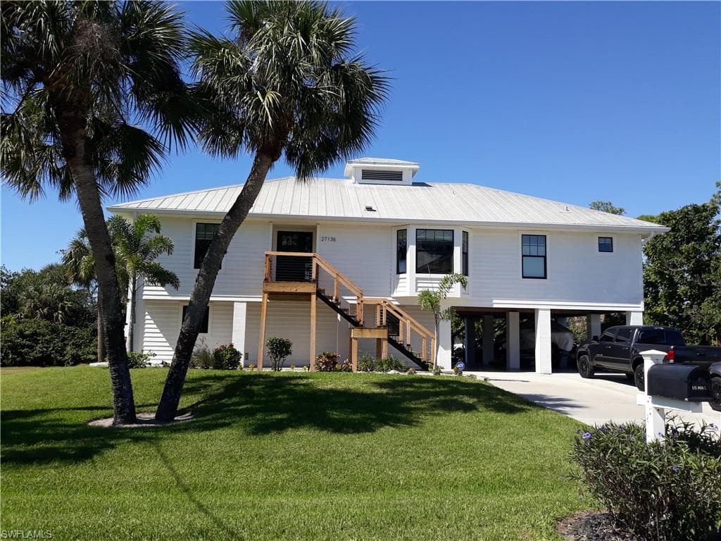 27136 Belle Rio Dr, Bonita Springs, FL 34135-1