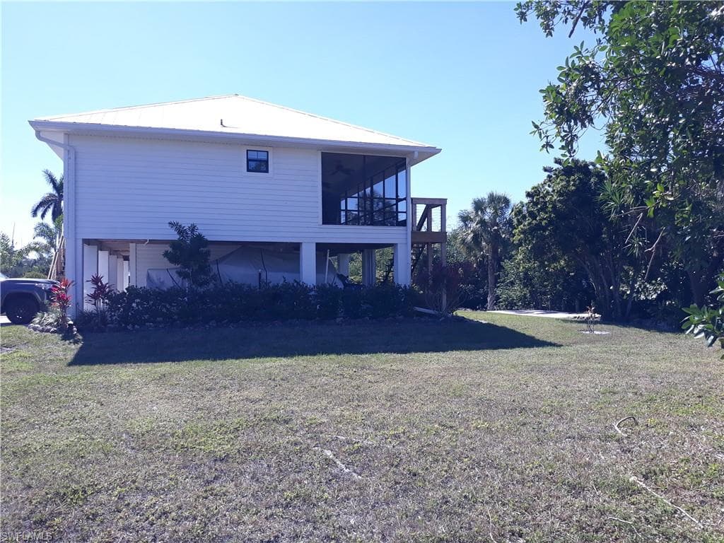 27136 Belle Rio Dr, Bonita Springs, FL 34135-4