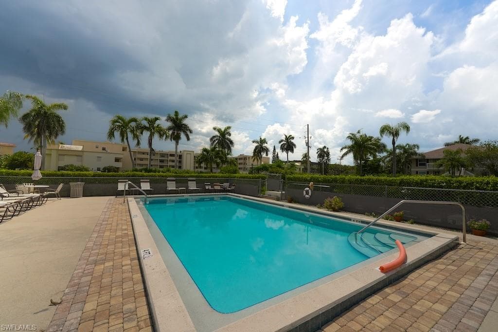 835 Elkcam Cir 103, Marco Island, FL 34145-15