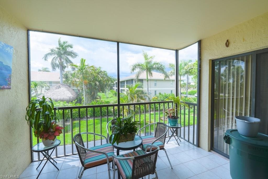 835 Elkcam Cir 103, Marco Island, FL 34145-25