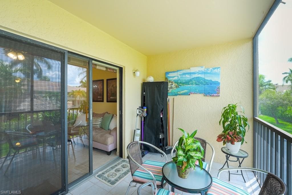 835 Elkcam Cir 103, Marco Island, FL 34145-26