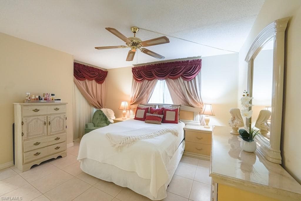 835 Elkcam Cir 103, Marco Island, FL 34145-36
