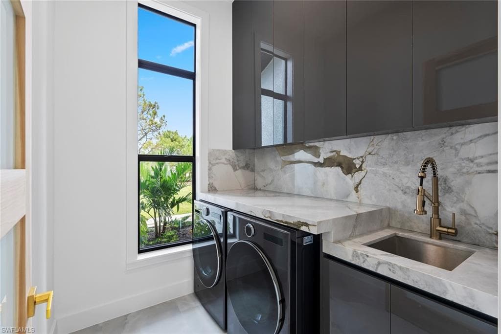 3614 22nd Ave NE, Naples, FL 34120-18