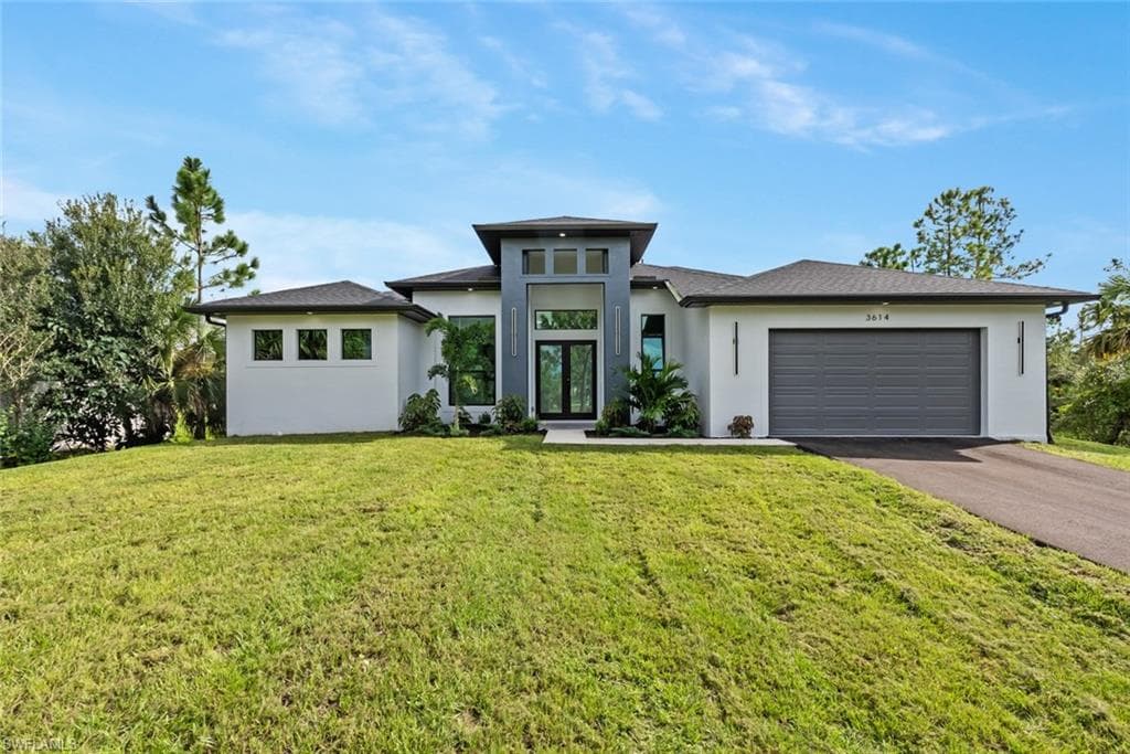 3614 22nd Ave NE, Naples, FL 34120-2