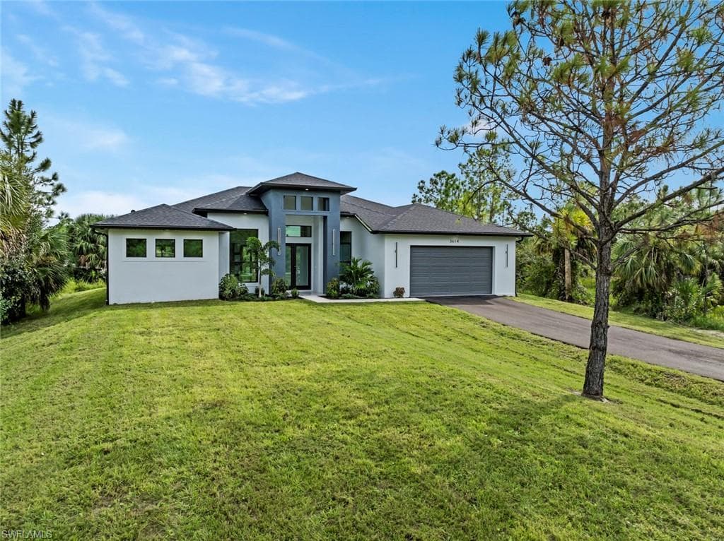 3614 22nd Ave NE, Naples, FL 34120-3