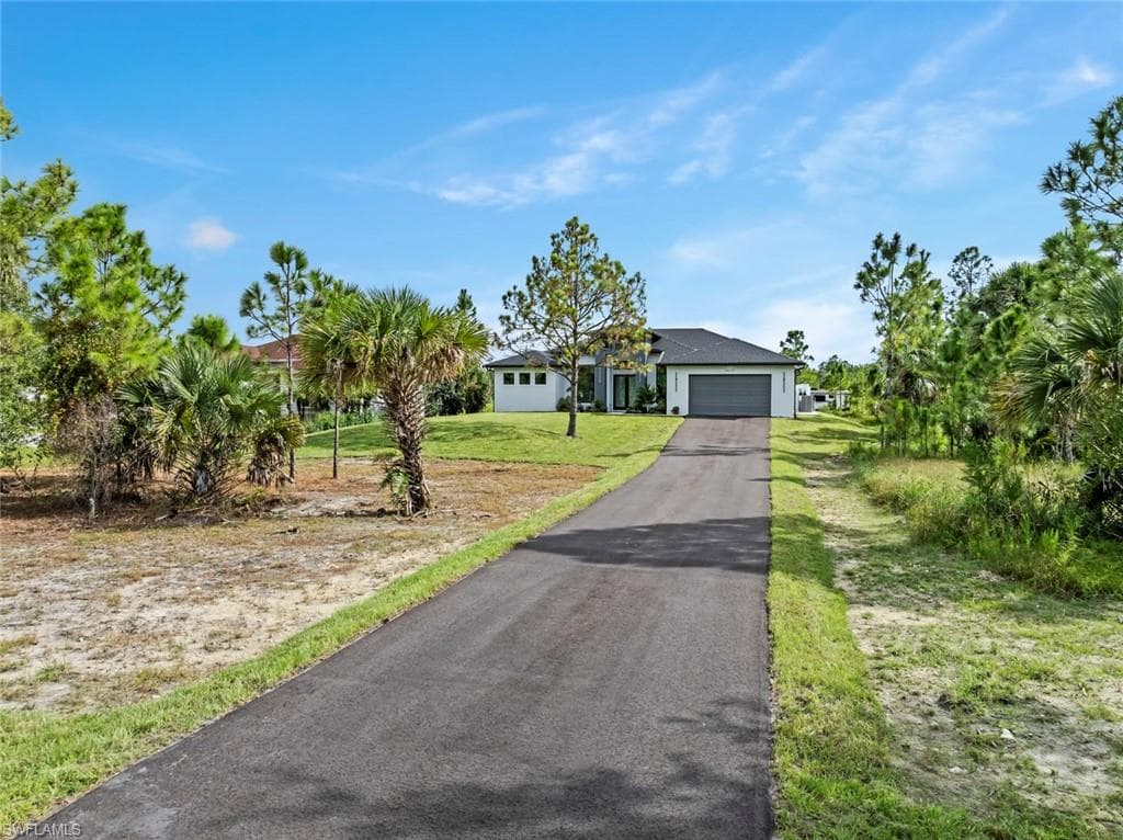 3614 22nd Ave NE, Naples, FL 34120-5