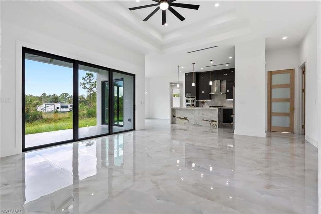 3614 22nd Ave NE, Naples, FL 34120-8