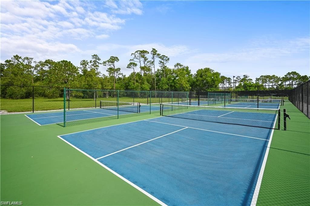 3174 Crystal Lake Dr, Naples, FL 34120-11