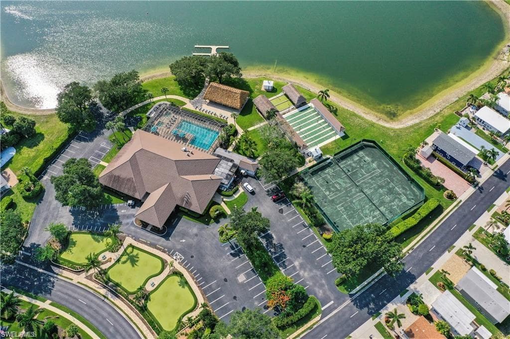 3174 Crystal Lake Dr, Naples, FL 34120-7