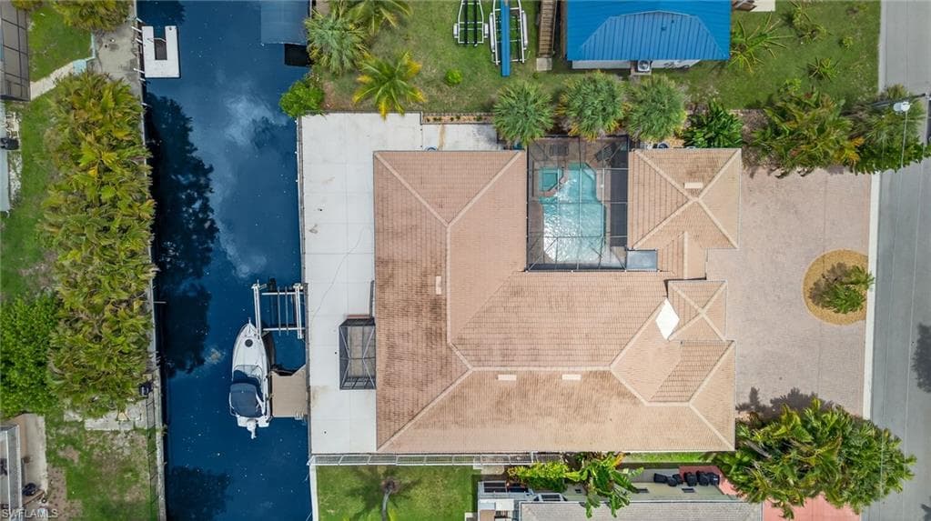27259 High Seas Ln, Bonita Springs, FL 34135-33
