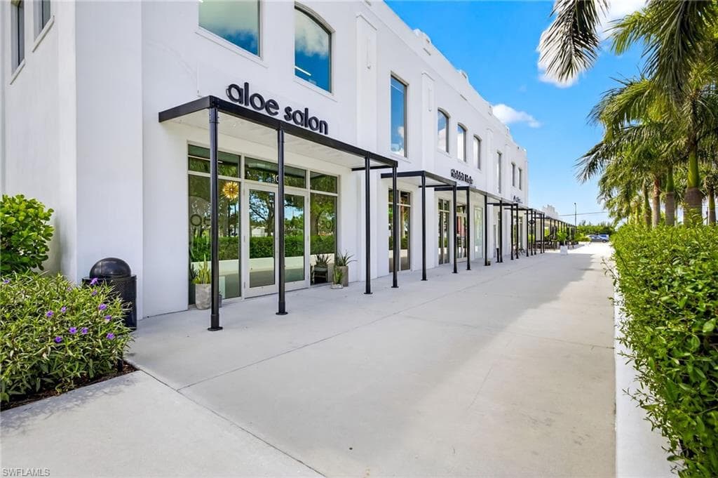 27259 High Seas Ln, Bonita Springs, FL 34135-39