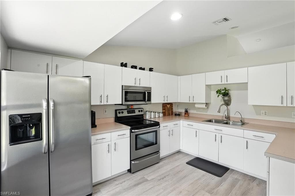 3535 43rd Ave NE, Naples, FL 34120-18
