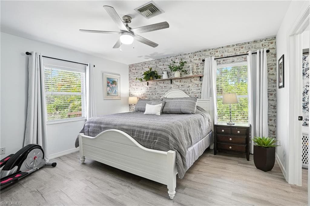 3535 43rd Ave NE, Naples, FL 34120-20