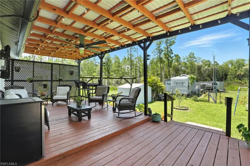 3535 43rd Ave NE, Naples, FL 34120-32