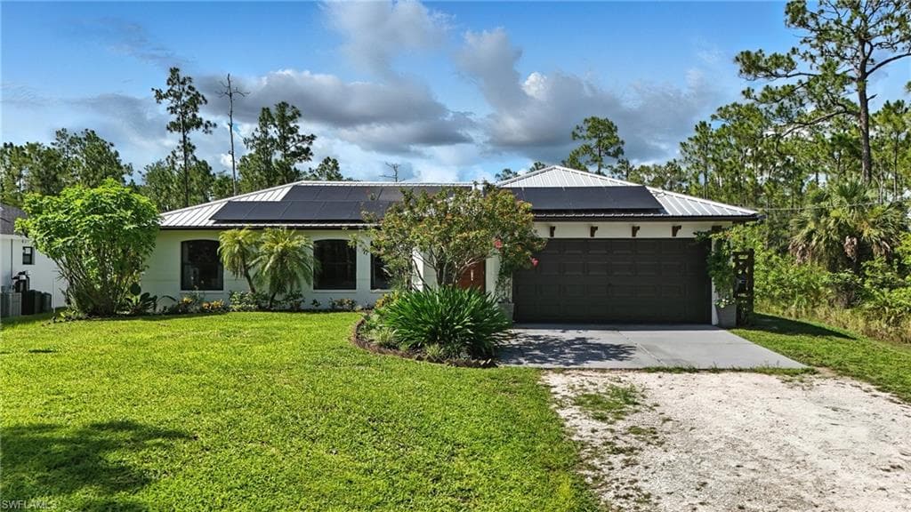 3535 43rd Ave NE, Naples, FL 34120-3