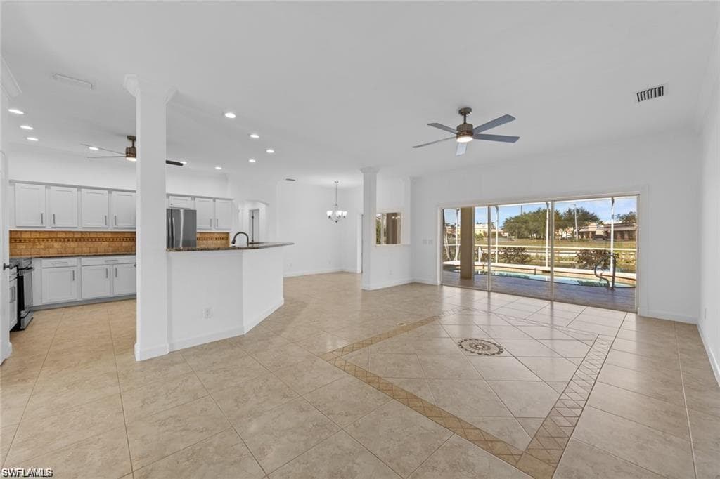 831 5th Ter, Cape Coral, FL 33991-9