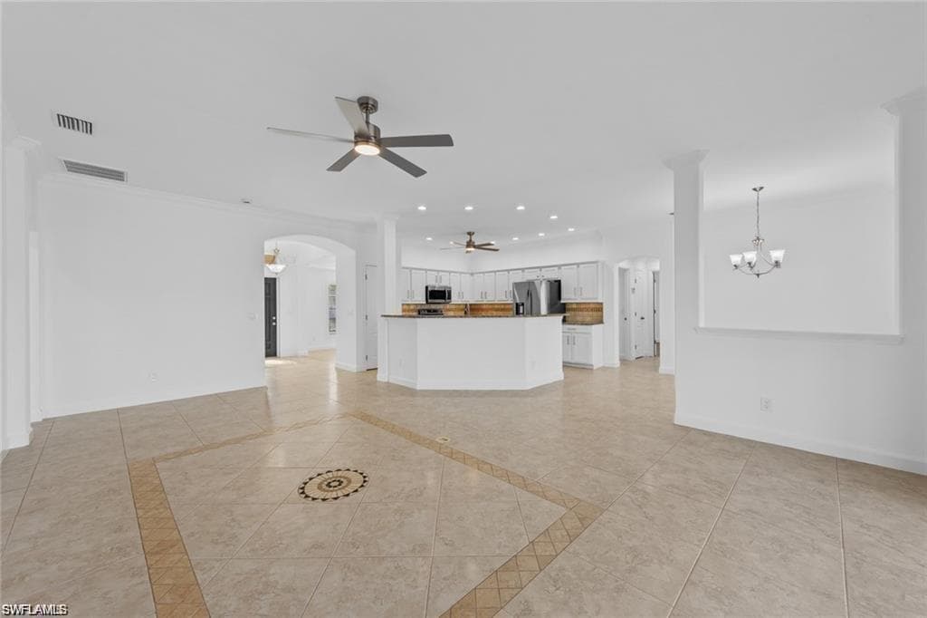 831 5th Ter, Cape Coral, FL 33991-10